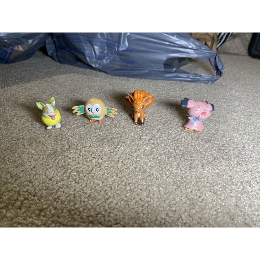 Pokemon Battle Figure Lot Yamper Rowlet Vulpix Snubbull 2" Wicked Cool Toys WCT